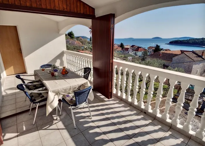 Appartement By The Sea Prvic Luka, Prvic - 12064 Prvić Luka